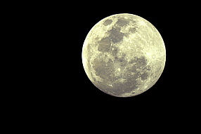 full moon astrophotography