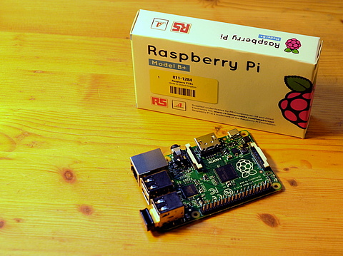 Raspberry Pi B+ mit Verpackung